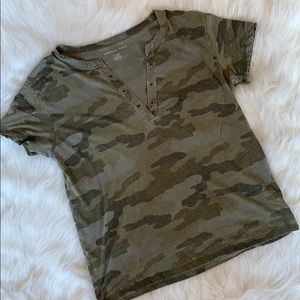 American Eagle Camo T-Shirt